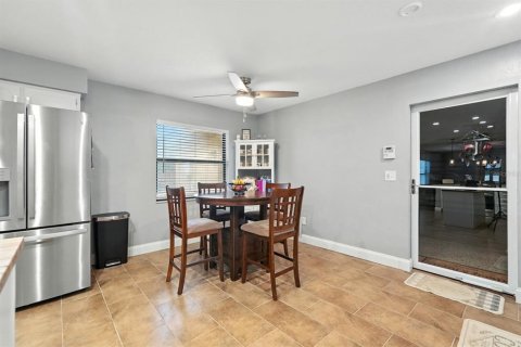 House in Port Orange, Florida 4 bedrooms, 212.19 sq.m. № 1903961 - photo 22
