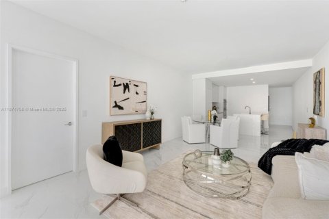 Купить кондоминиум в Майами, Флорида 3 спальни, 163.42м2, № 1924850 - фото 3