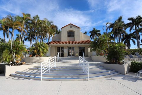 Copropriété à louer à Saint Petersburg, Floride: 2 chambres, 99.41 m2 № 1787816 - photo 19