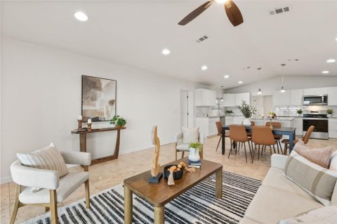 Casa en venta en Geneva, Florida, 2 dormitorios, 102.19 m2 № 2114357 - foto 9