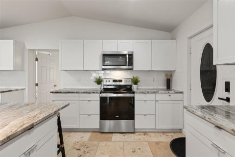 Casa en venta en Geneva, Florida, 2 dormitorios, 102.19 m2 № 2114357 - foto 11