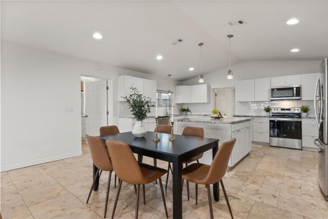 Casa en venta en Geneva, Florida, 2 dormitorios, 102.19 m2 № 2114357 - foto 10