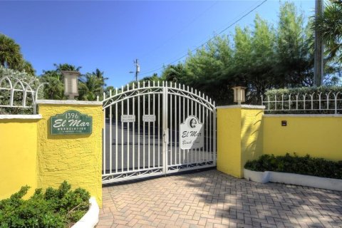 Copropriété à vendre à Pompano Beach, Floride: 1 chambre, 60.2 m2 № 2147018 - photo 12