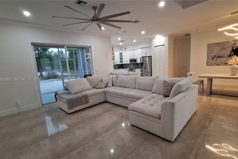 Купить виллу или дом в Нейплс, Флорида 3 спальни, № 2047505 - фото 23