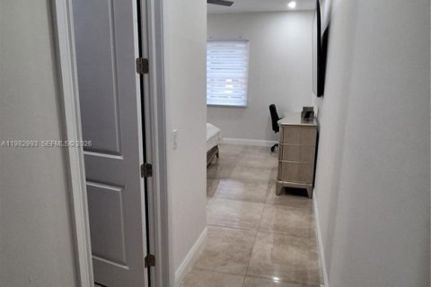 Купить виллу или дом в Нейплс, Флорида 3 спальни, № 2047505 - фото 14