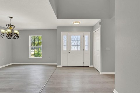Casa en venta en Fruitland Park, Florida, 4 dormitorios, 273.5 m2 № 1749479 - foto 7