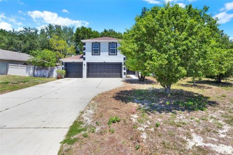 Casa en venta en Fruitland Park, Florida, 4 dormitorios, 273.5 m2 № 1749479 - foto 4