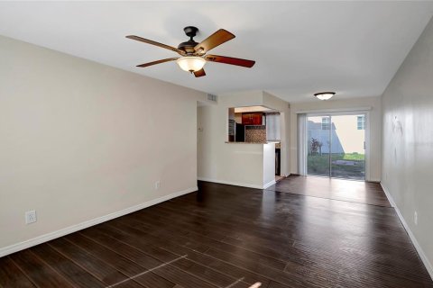 Condominio en venta en Tampa, Florida, 1 dormitorio, 65.22 m2 № 1619187 - foto 16