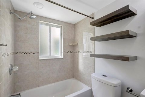 Condominio en venta en Tampa, Florida, 1 dormitorio, 65.22 m2 № 1619187 - foto 9