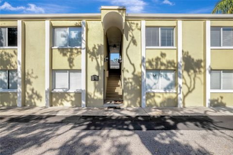 Condominio en venta en Tampa, Florida, 1 dormitorio, 65.22 m2 № 1619187 - foto 1