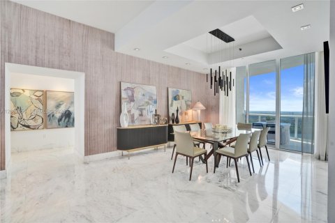 Copropriété à louer à Sunny Isles Beach, Floride: 3 chambres, 216.18 m2 № 2249876 - photo 11