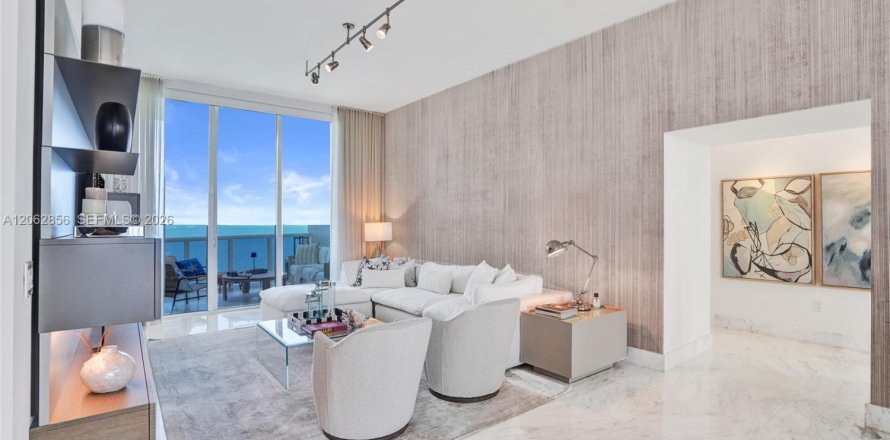 Condo à Sunny Isles Beach, Floride, 3 chambres  № 2249876