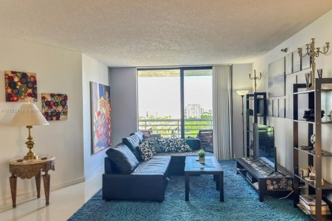 Copropriété à louer à Aventura, Floride: 1 chambre, 84.54 m2 № 1949968 - photo 4