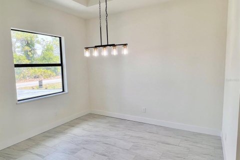 Villa ou maison à vendre à Englewood, Floride: 4 chambres, 156.91 m2 № 2147582 - photo 13
