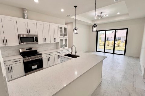 Villa ou maison à vendre à Englewood, Floride: 4 chambres, 156.91 m2 № 2147582 - photo 16