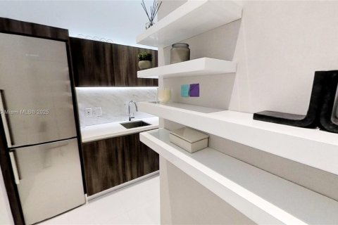 Condo in Miami, Florida  № 1955843 - photo 3