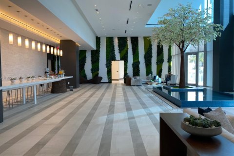 Condo in Miami, Florida  № 1955843 - photo 16