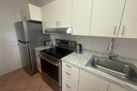 Copropriété à louer à Miami Beach, Floride: 47.84 m2 № 2066569 - photo 5