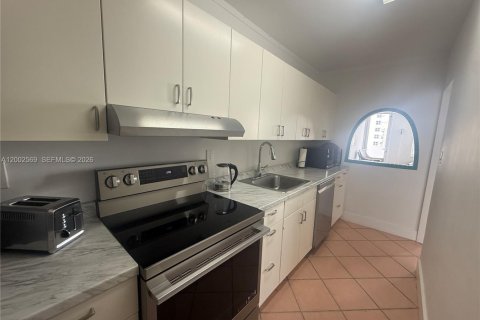 Copropriété à louer à Miami Beach, Floride: 47.84 m2 № 2066569 - photo 6