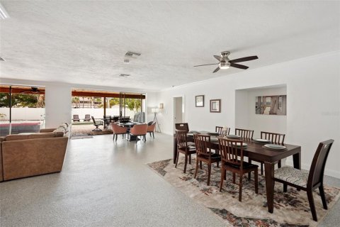 Villa ou maison à vendre à Sarasota, Floride: 6 chambres, 285.3 m2 № 1722936 - photo 19