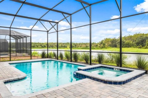 House in Kissimmee, Florida 8 bedrooms, 398.46 sq.m. № 2094799 - photo 24