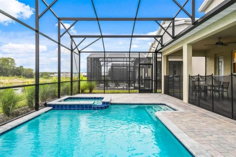 House in Kissimmee, Florida 8 bedrooms, 398.46 sq.m. № 2094799 - photo 26