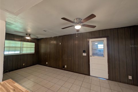 Снять в аренду виллу или дом в Плант-Сити, Флорида 3 спальни, 152.36м2, № 1840587 - фото 2