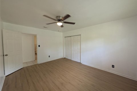 Снять в аренду виллу или дом в Плант-Сити, Флорида 3 спальни, 152.36м2, № 1840587 - фото 12