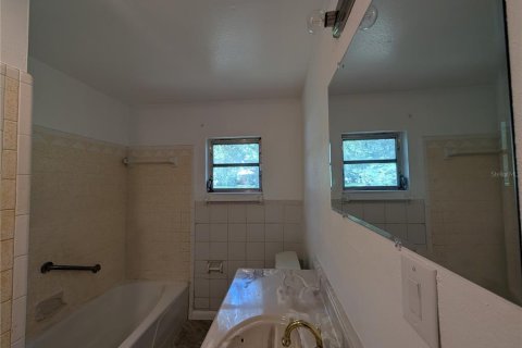 Снять в аренду виллу или дом в Плант-Сити, Флорида 3 спальни, 152.36м2, № 1840587 - фото 14