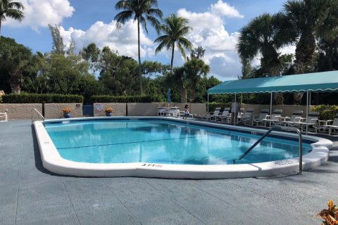 Copropriété à louer à Lake Worth, Floride: 1 chambre, 66.52 m2 № 1207993 - photo 1