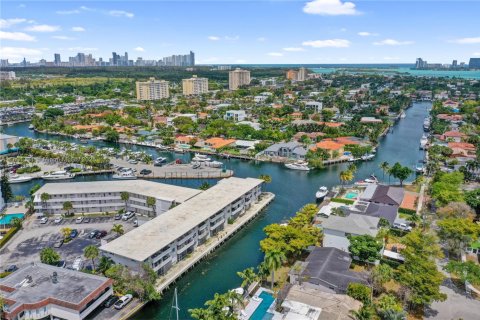 Купить кондоминиум в Норт-Майами, Флорида 1 спальня, 64.75м2, № 2013051 - фото 16