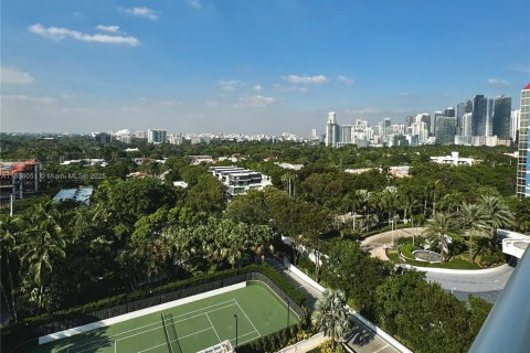 Condo in Miami, Florida, 1 bedroom  № 1880035 - photo 16