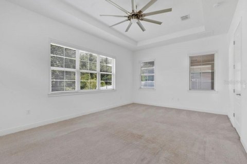 House in Orlando, Florida 4 bedrooms, 312.43 sq.m. № 1785643 - photo 10