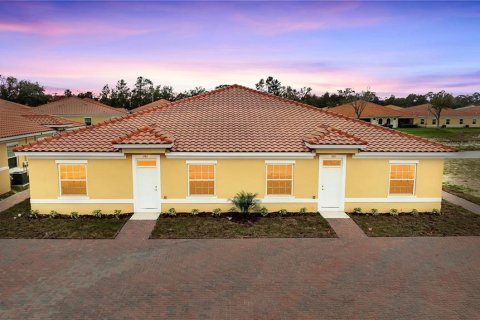 Condo à Poinciana, Floride, 2 chambres № 2238050