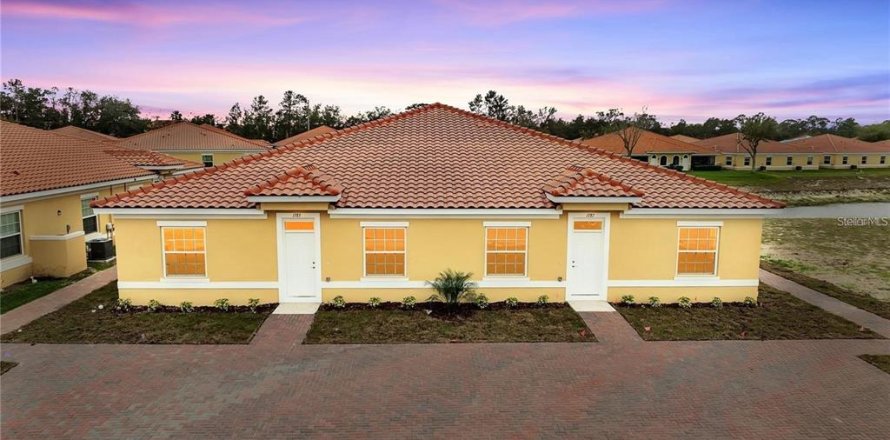 Condo à Poinciana, Floride, 2 chambres № 2238050