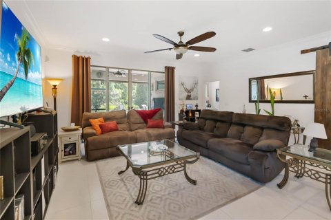 House in Saint Cloud, Florida 3 bedrooms, 181.44 sq.m. № 1679653 - photo 15