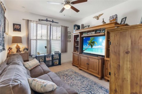 House in Saint Cloud, Florida 3 bedrooms, 181.44 sq.m. № 1679653 - photo 10