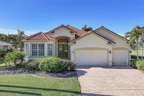 Villa ou maison à Punta Gorda, Floride 3 chambres, 193.61 m2 № 2102386