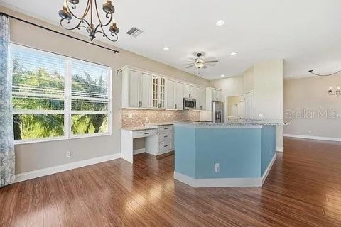 Villa ou maison à louer à Punta Gorda, Floride: 3 chambres, 193.61 m2 № 2102386 - photo 11