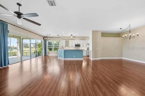 Villa ou maison à louer à Punta Gorda, Floride: 3 chambres, 193.61 m2 № 2102386 - photo 10