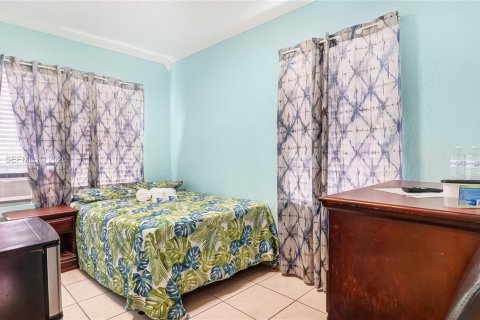 Купить коммерческую недвижимость в Хайалиа, Флорида № 2031646 - фото 14