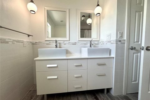 Villa ou maison à louer à Clearwater, Floride: 3 chambres, 197.7 m2 № 1842062 - photo 22