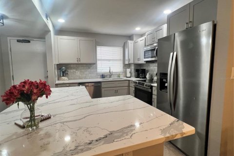 Copropriété à louer à Clearwater, Floride: 2 chambres, 101.64 m2 № 2166381 - photo 9