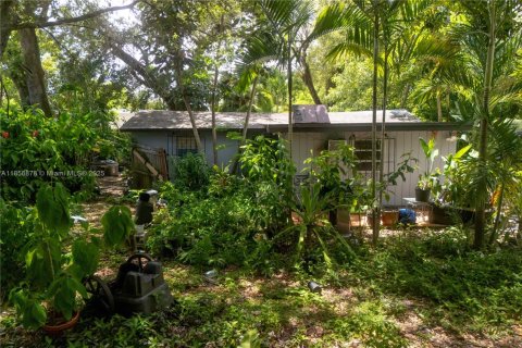 Terreno en venta en North Miami, Florida № 1878978 - foto 11