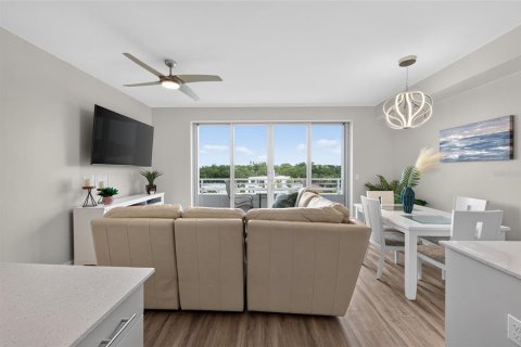 Copropriété à vendre à Sarasota, Floride: 1 chambre, 79.43 m2 № 2199476 - photo 9