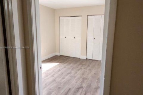 Copropriété à vendre à Miami, Floride: 3 chambres, 135.82 m2 № 1983398 - photo 24