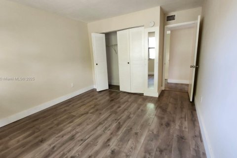 Copropriété à vendre à Miami, Floride: 3 chambres, 135.82 m2 № 1983398 - photo 28