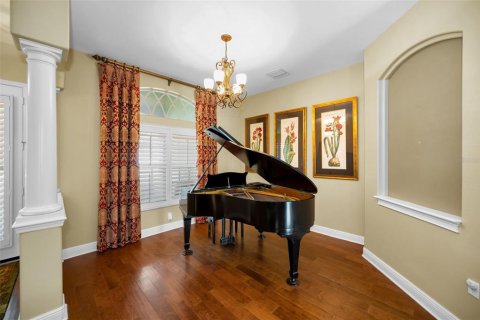 House in Odessa, Florida 4 bedrooms, 300.63 sq.m. № 1918632 - photo 6