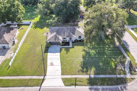 House in Apopka, Florida 3 bedrooms, 128.76 sq.m. № 1914667 - photo 21
