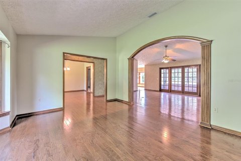 Casa en venta en Dover, Florida, 4 dormitorios, 247.21 m2 № 2156721 - foto 9